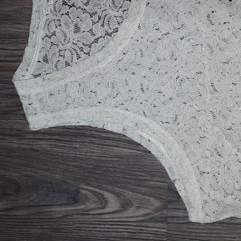 ๐ Cato Lace Sleeveless Cross Top 22/24 - Picture 4 of 5